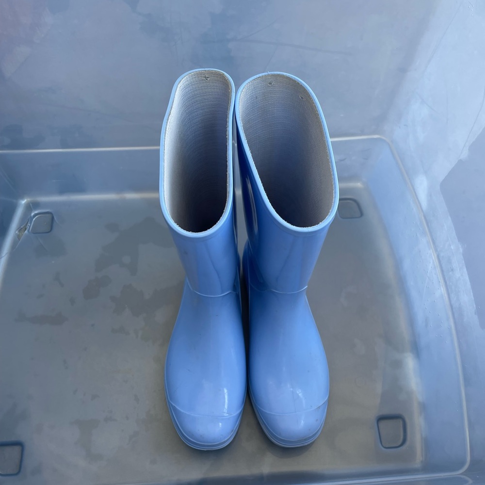 Rain boots for girls